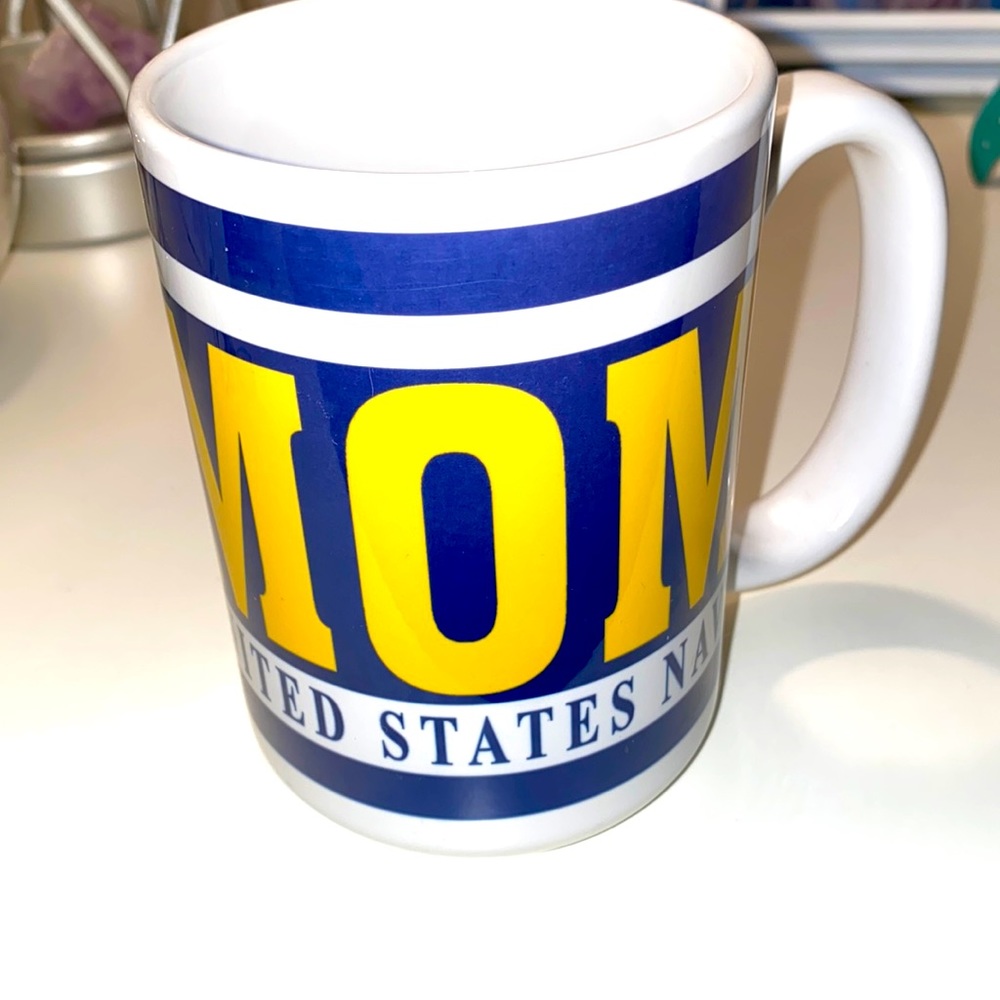 UNITED STATES NAVY MOM Coffee Mug